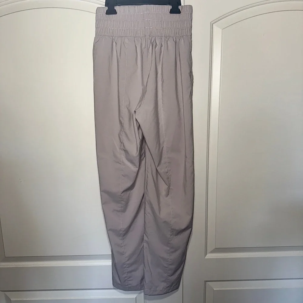 Nike One Dri-FIT Ultra‎ High-Waisted Pants Light Mauve Womens Small Lightweight